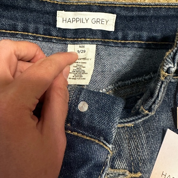 NWT Happily Grey Super High Rise Jean Shorts - Picture 4 of 8